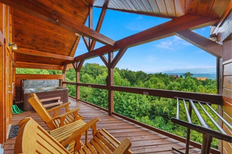 7 Tips for Planning a Romantic Vacation to the Smoky Mountains